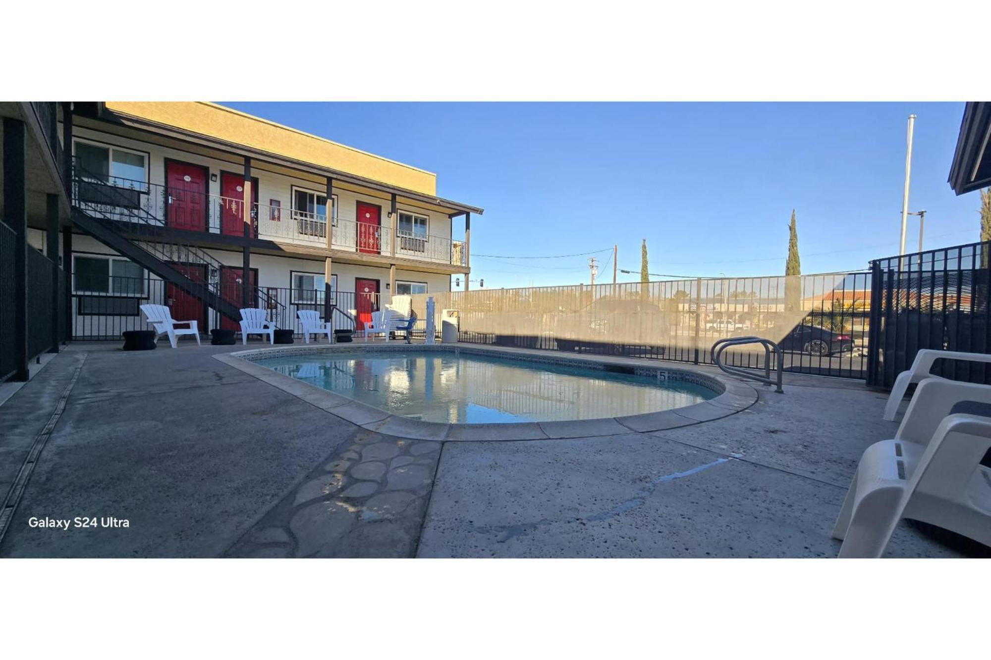 Hotel Avenida Victorville I 15 Exteriér fotografie